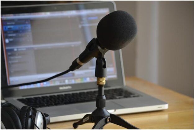 An idea for B2B content marketing is to start using podcast