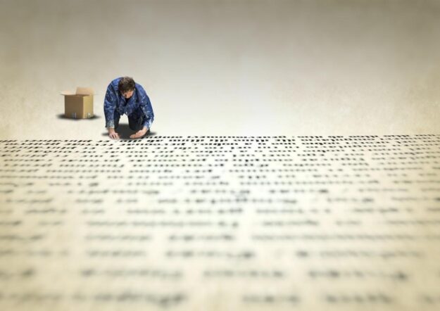 Content writing agencies are helpful.